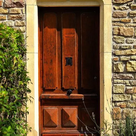 La Minauderie Bed & Breakfast Ecully